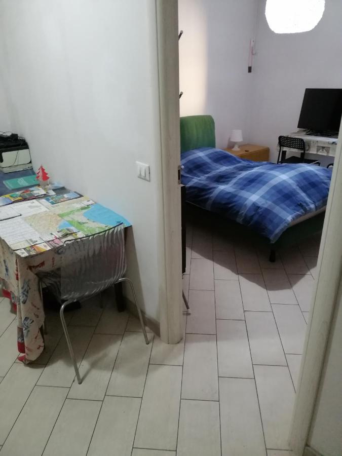Emily'S Rooms "Villa Romana" Cir17067 Дезенцано-дель-Гарда Экстерьер фото
